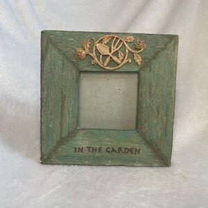 Russ Berrie& Co picture frame